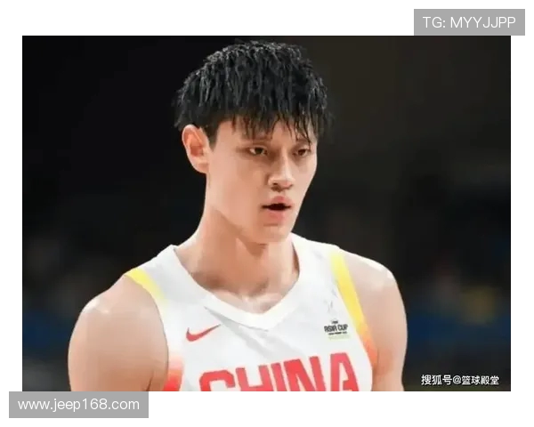 曾凡博启程德国冲刺亚洲杯 工作室晒照展现康复决心